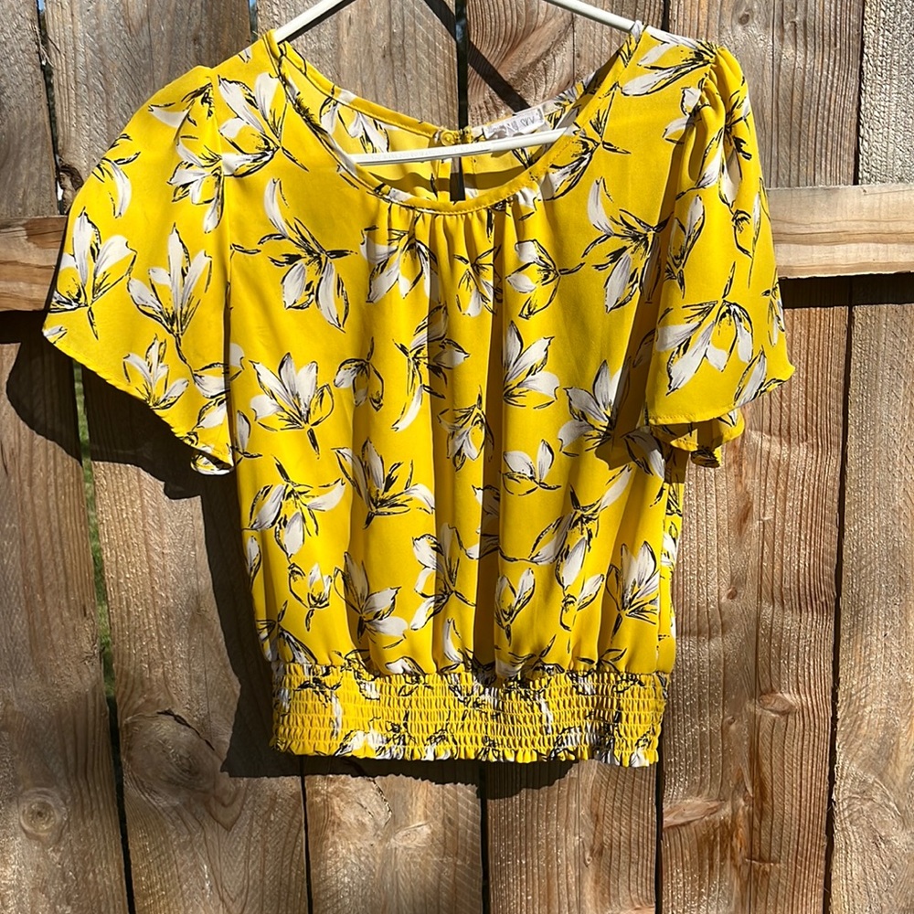 Bright Yellow and white floral top